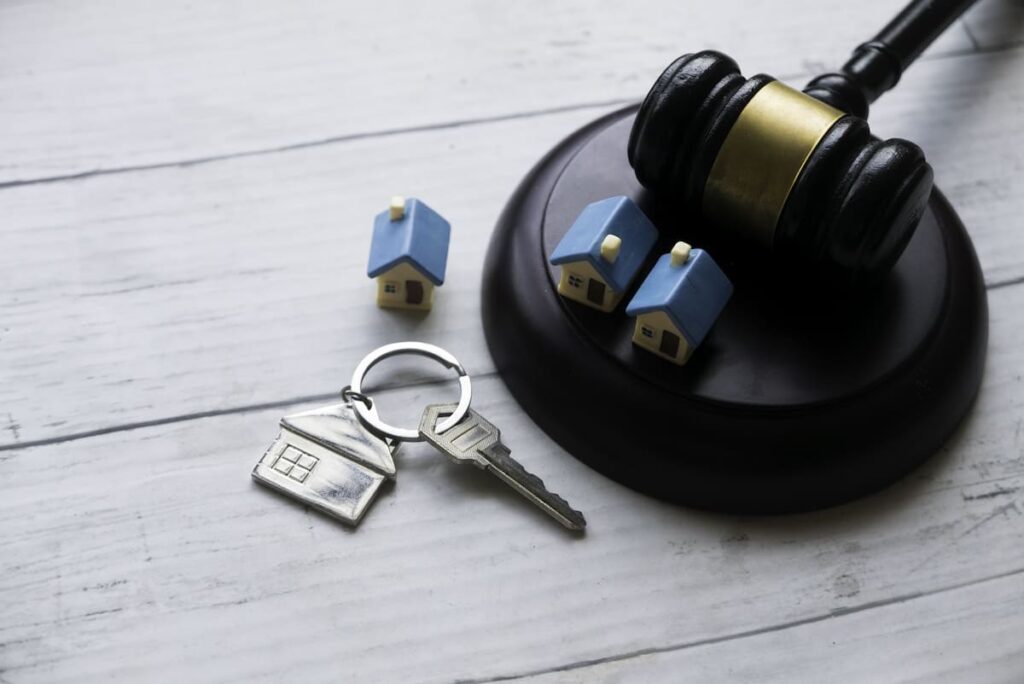 Comment se passe l'attribution du logement pendant un divorce