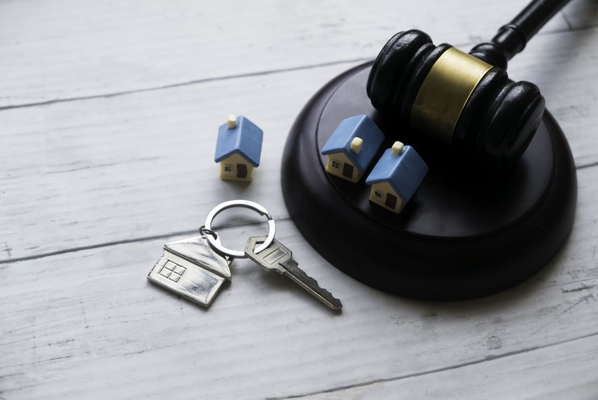 Comment se passe l'attribution du logement pendant un divorce