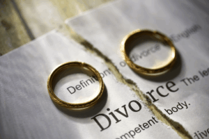 Un couple qui a choisi un avocat a réussi à bien divorcer